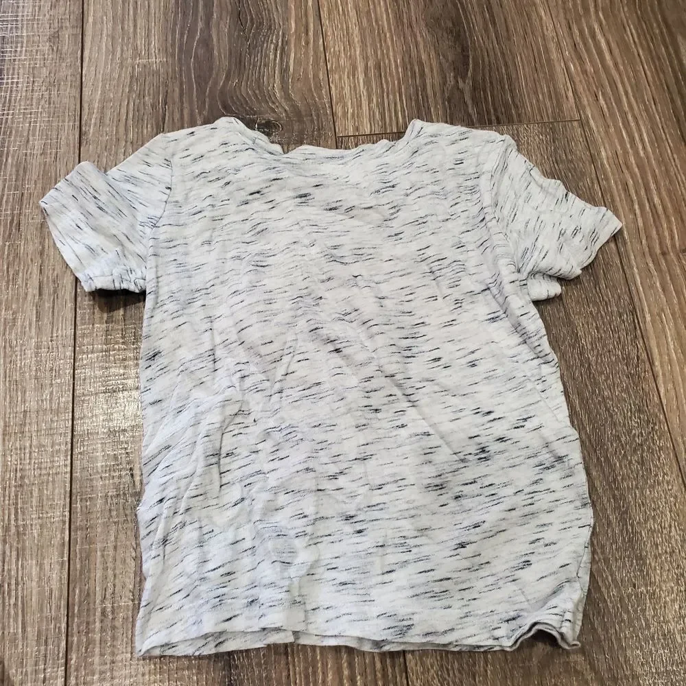 Boys Short Sleeve Shirts Size 2-3T Designs McQueen and Basketball Fans 2 Pieces